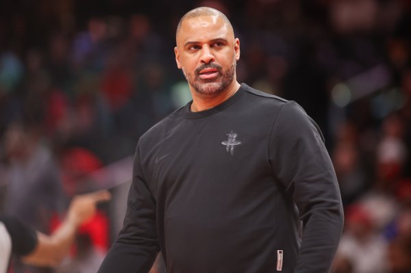 配资策略平台 火媒认输：恭喜湖人球迷们 我们未能展现实力 祝你们对阵雷霆好运